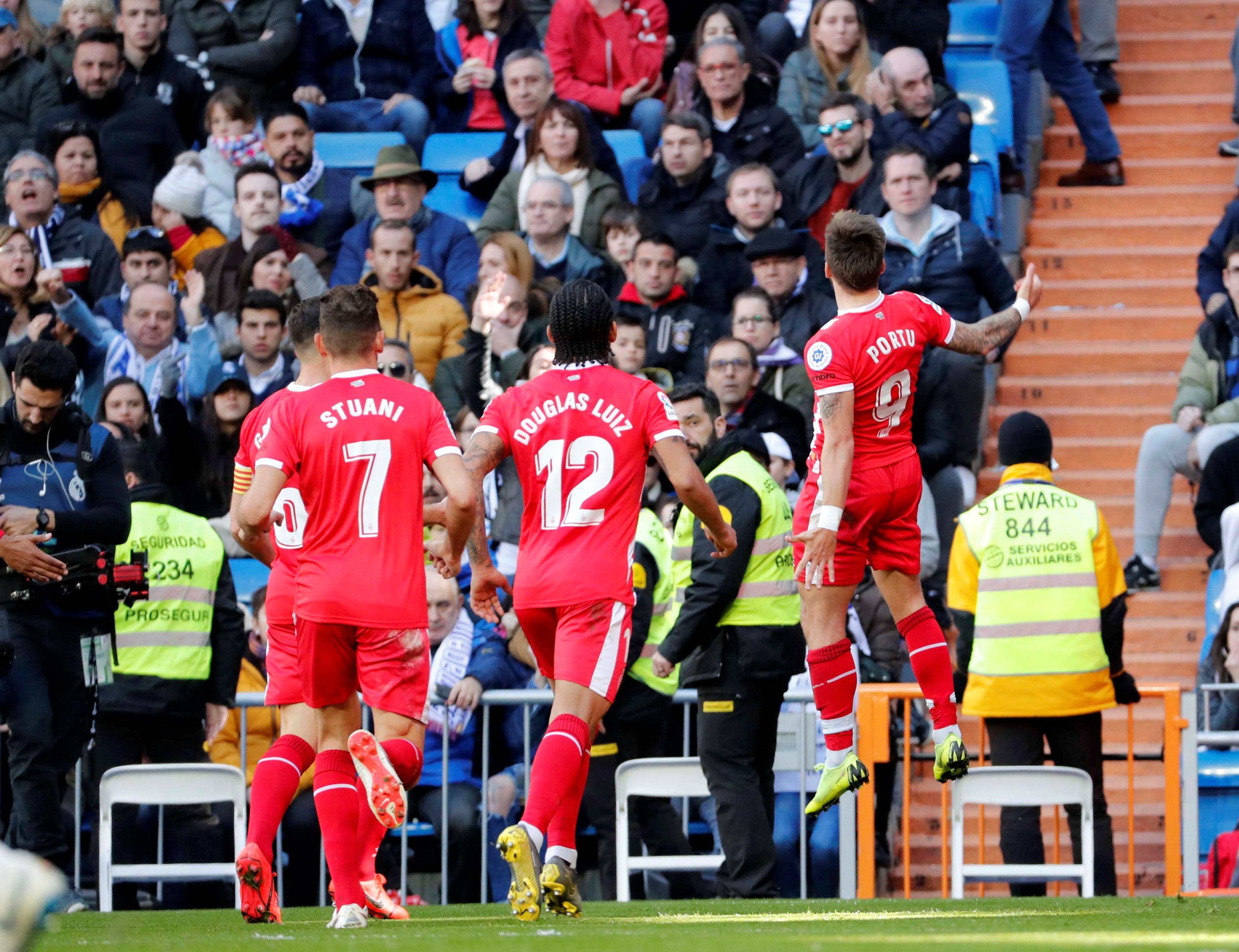 道路上走在 道路上走在